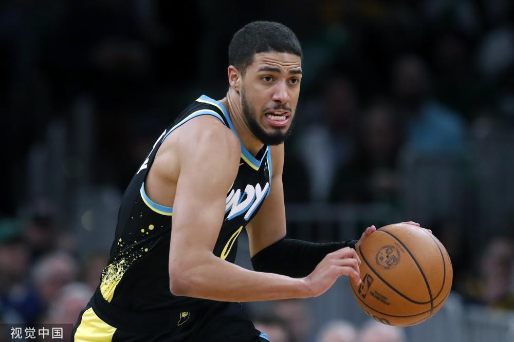 NBA常规赛：火箭连胜太阳 横扫9支球队 格林独得33分.