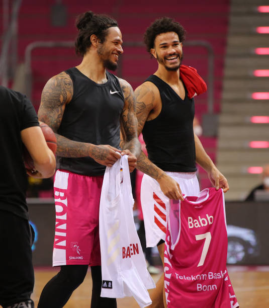 重并打破对 重并打破对